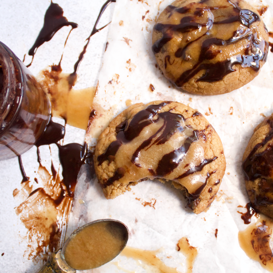 Vegan Marbled Choco-Caramel Cookies