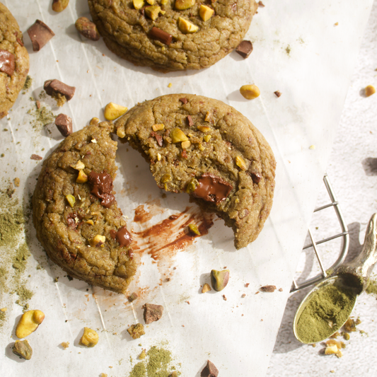 Vegan Pistachio Chocolate Chip Cookies